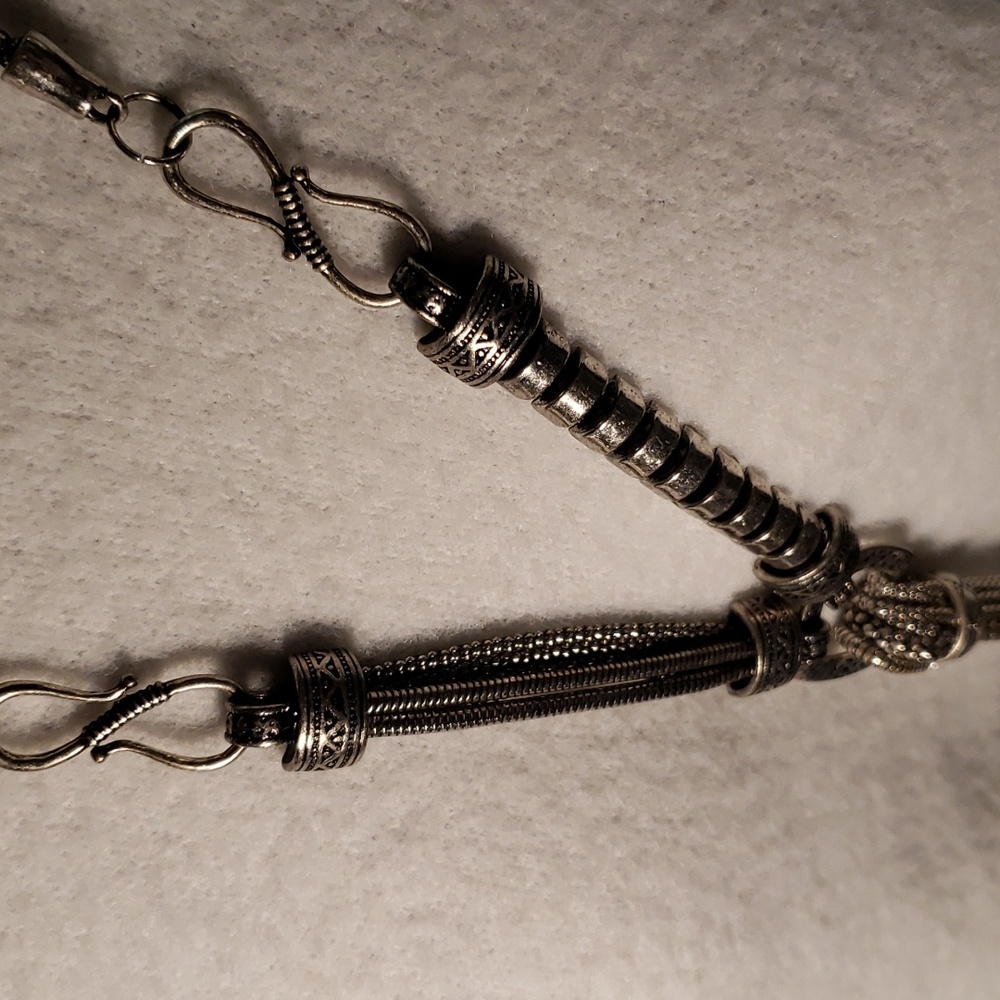Erica Lyons chain 30in necklace with tassel
